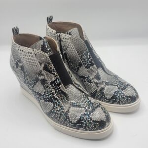 Linea Paolo hidden heel snake print sneakers size 7 1/2M